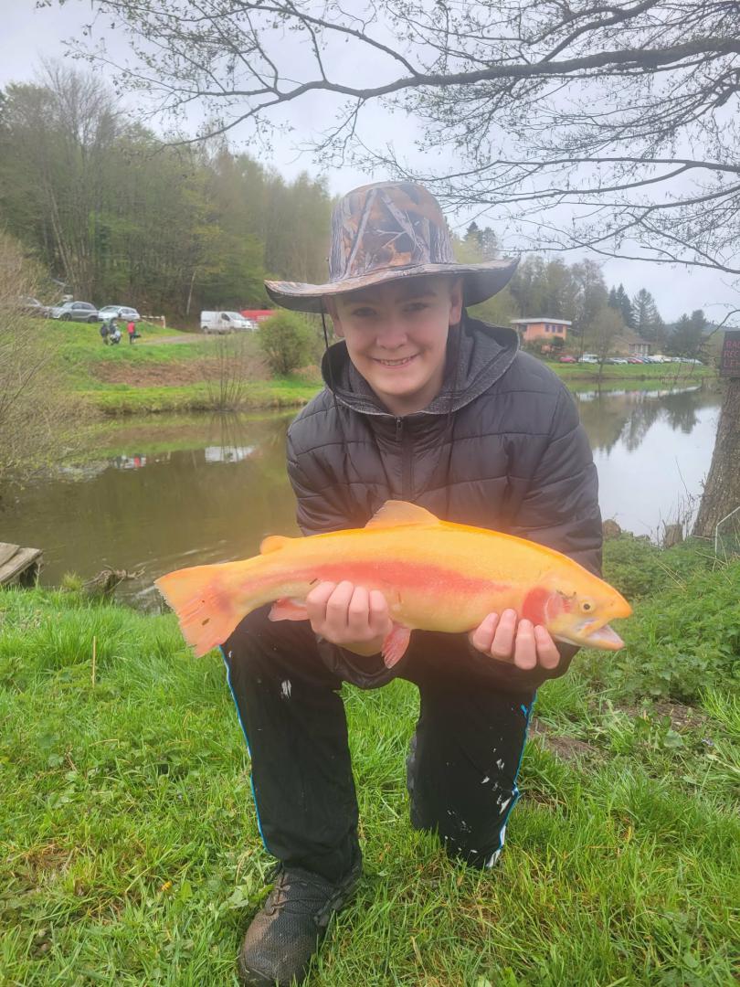 Pêche jeune
